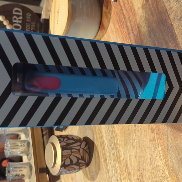 New in box Stanley 40oz Barbie Collection - Picture 4 of 8